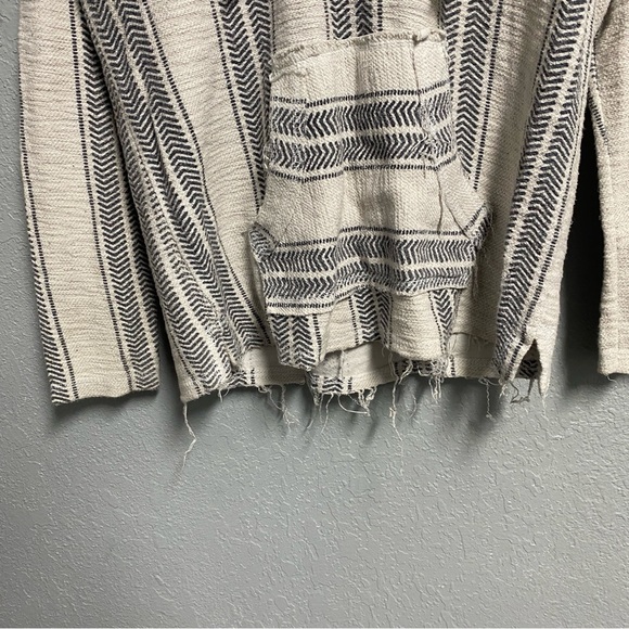 Ocean Drive Hoodie Striped Long Sleeve Pullover Baja Beach Sweatshirt Size M - Picture 3 of 7